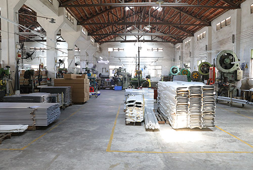 世峻弘茂生產(chǎn)基地22 世峻弘茂生產(chǎn)基地22